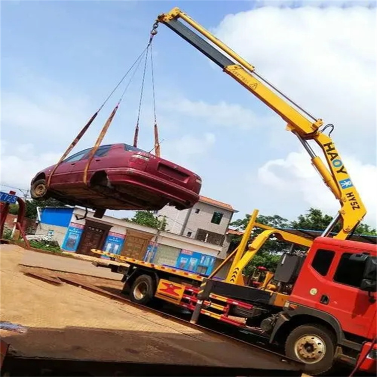 中和镇吊车救援小汽车怎么吊